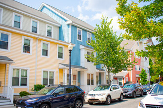 Maverick Landing in East Boston, MA - Building Photo - Building Photo