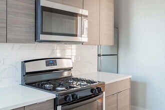 6143 S Dorchester Ave, Unit 3 in Chicago, IL - Building Photo - Building Photo