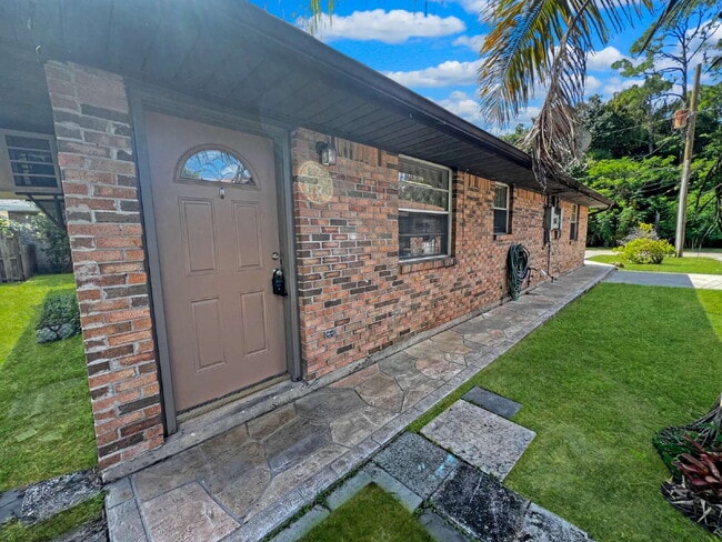 27915 Washington St in Bonita Springs, FL - Building Photo - Building Photo