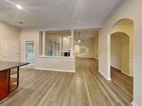 985 Martin Field Dr in Lawrenceville, GA - Building Photo - Building Photo