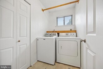 105 Grant Rd in Lansdale, PA - Building Photo - Building Photo