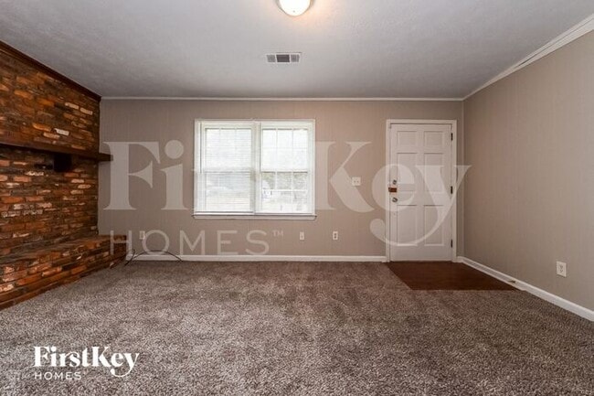 property at 3981 Leisure Ct SE