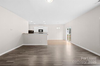9615 Weikert Rd in Charlotte, NC - Building Photo - Building Photo