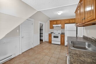 46 Peirce St in Middleboro, MA - Building Photo - Building Photo