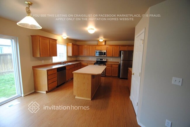 21006 Springhaven Way E in Bonney Lake, WA - Building Photo - Building Photo