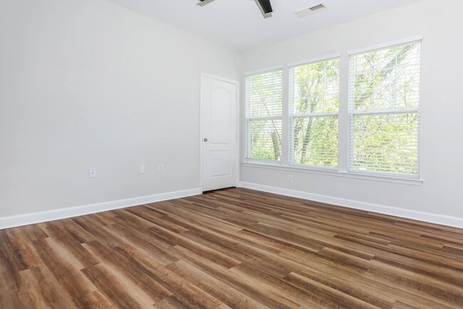 The Rothbury in Gaithersburg, MD - Foto de edificio - Building Photo