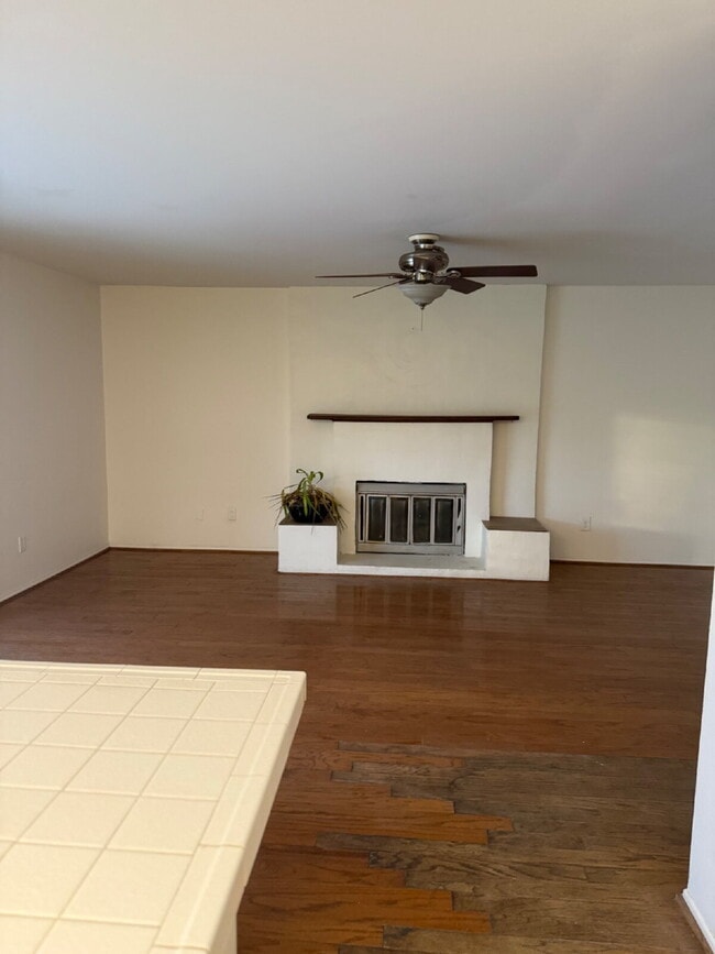 1258 S Palmetto Ave in Ontario, CA - Building Photo - Building Photo