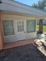 103 32nd St NW in Bradenton, FL - Building Photo