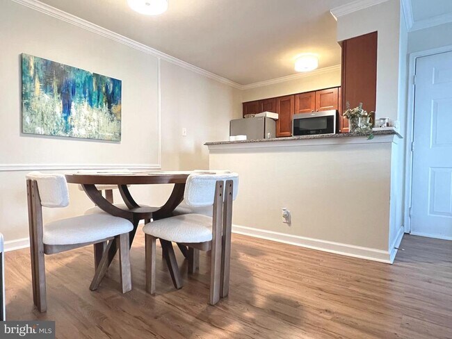 3312 Wyndham Cir in Alexandria, VA - Building Photo - Building Photo