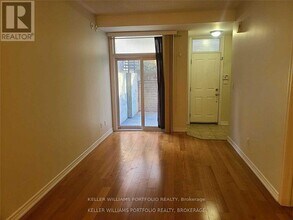 1496 Victoria Park Ave in Toronto, ON - Building Photo - Building Photo