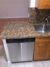 211 Lake Pointe Dr, Unit 211-206 in Oakland Park, FL - Building Photo - Building Photo