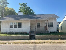 117 W 36th St in Indianapolis, IN - Building Photo