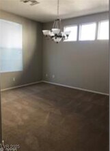 9329 Dorrell Ln in Las Vegas, NV - Building Photo - Building Photo