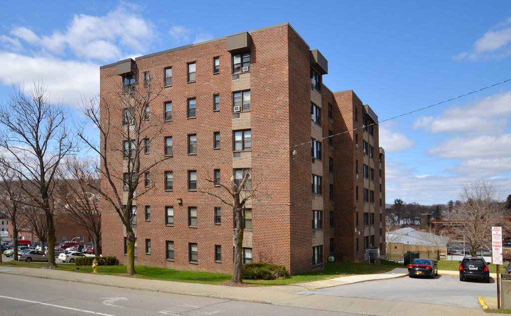 Crossroads Apartments Peekskill, NY Apartments For Rent