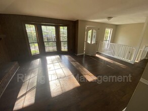 1133 3rd Plaza in Pleasant Grove, AL - Foto de edificio - Building Photo