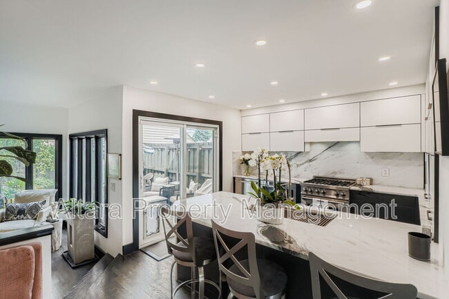 property at 287 S Holly St