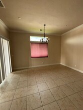 14504 Yellow Lupine Dr in Bakersfield, CA - Building Photo - Building Photo