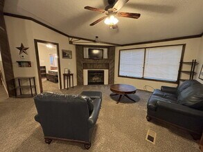 9412 N Elgin Ave in Lubbock, TX - Building Photo - Building Photo
