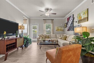 The Crossings At Nine Mile Road in Pensacola, FL - Foto de edificio - Building Photo