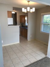 5041 Wake Robin Rd in Mentor, OH - Building Photo - Building Photo