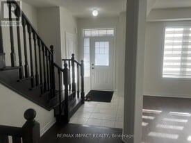 317 Coronation Rd in Whitby, ON - Building Photo