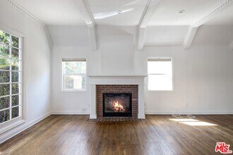 437 Norwich Dr in West Hollywood, CA - Building Photo - Building Photo