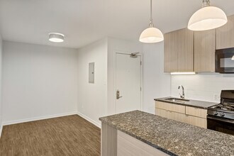 5411 N Winthrop Ave in Chicago, IL - Building Photo - Building Photo