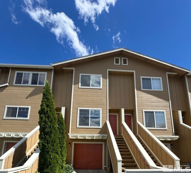 210 John Eugene Ct in Reno, NV - Building Photo - Building Photo