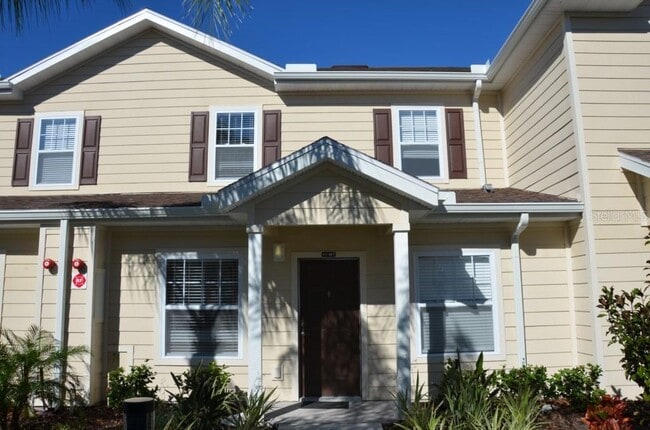 5366 Diplomat Ct