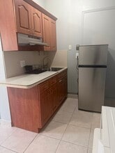 12721 SW 209th St in Miami, FL - Foto de edificio - Building Photo