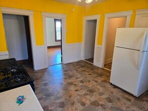 67 Fox St in Waterbury, CT - Building Photo - Building Photo