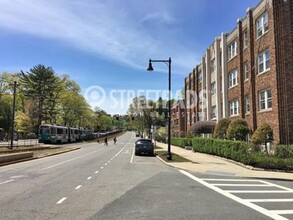 2045 Commonwealth Ave in Boston, MA - Building Photo - Building Photo
