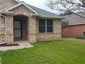 305 Foreston Dr in Roanoke, TX - Building Photo - Building Photo