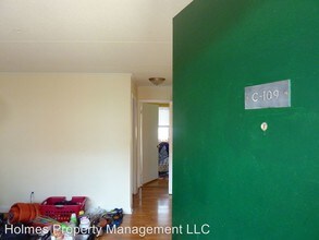 2718 Painter Ave SW-Unit -#C109 in Knoxville, TN - Foto de edificio - Building Photo