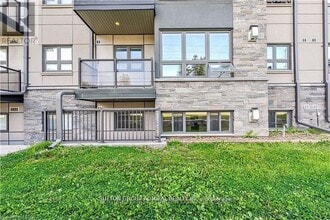 5 Jacksway Crescent in London, ON - Building Photo - Building Photo