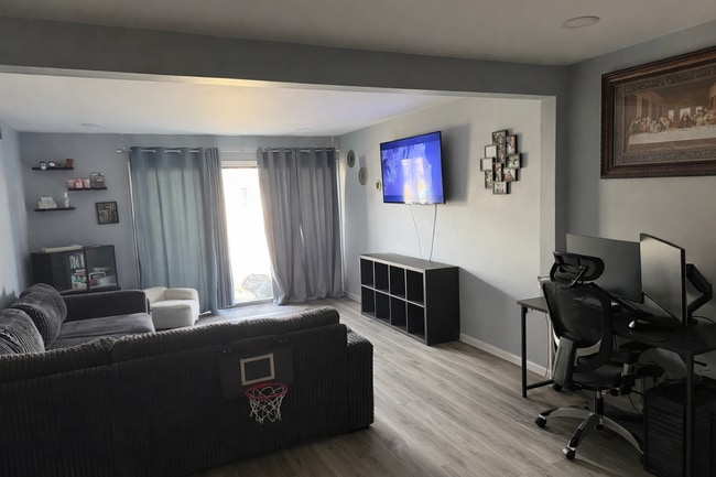 1165 Pleasant Run Dr, Unit 504