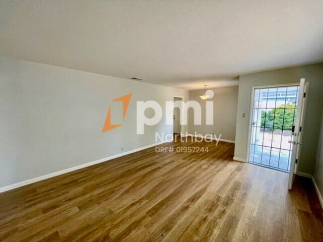 313 E Bell Ave in Fairfield, CA - Building Photo - Building Photo