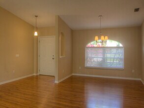 5515 Maccaughey Dr in North Port, FL - Building Photo - Building Photo