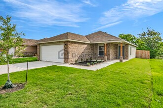 10614 Planta Oak in San Antonio, TX - Foto de edificio - Building Photo