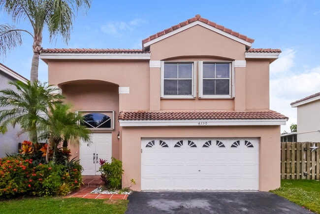 4330 SW 82nd Way