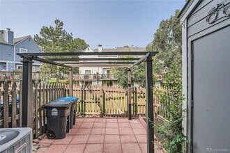 10569 W Dartmouth Ave in Lakewood, CO - Building Photo - Building Photo