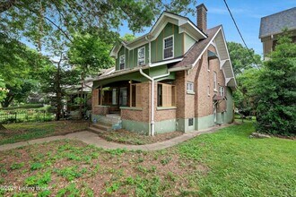 2059 Alta Ave in Louisville, KY - Building Photo - Building Photo