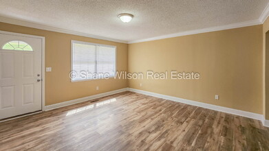 213 Ridgewood Cir in Chickamauga, GA - Building Photo - Building Photo