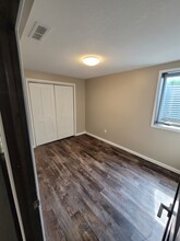 110 W Main St, Unit 4 in Dodge Center, MN - Building Photo - Building Photo