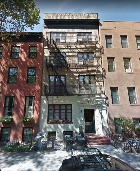 42 Sidney Place in Brooklyn, NY - Foto de edificio