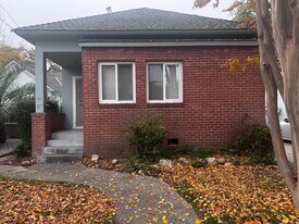 161 Nevada Ave in Roseville, CA - Building Photo