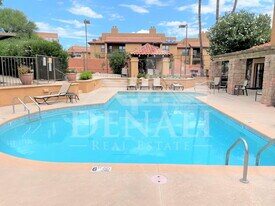 6651 N Campbell Ave in Tucson, AZ - Building Photo