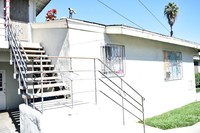 903 N Sloan Ave in Compton, CA - Foto de edificio - Building Photo