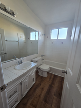 13529 Leadwell St in Los Angeles, CA - Building Photo - Building Photo