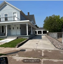 212 Rock St in Marquette, MI - Building Photo